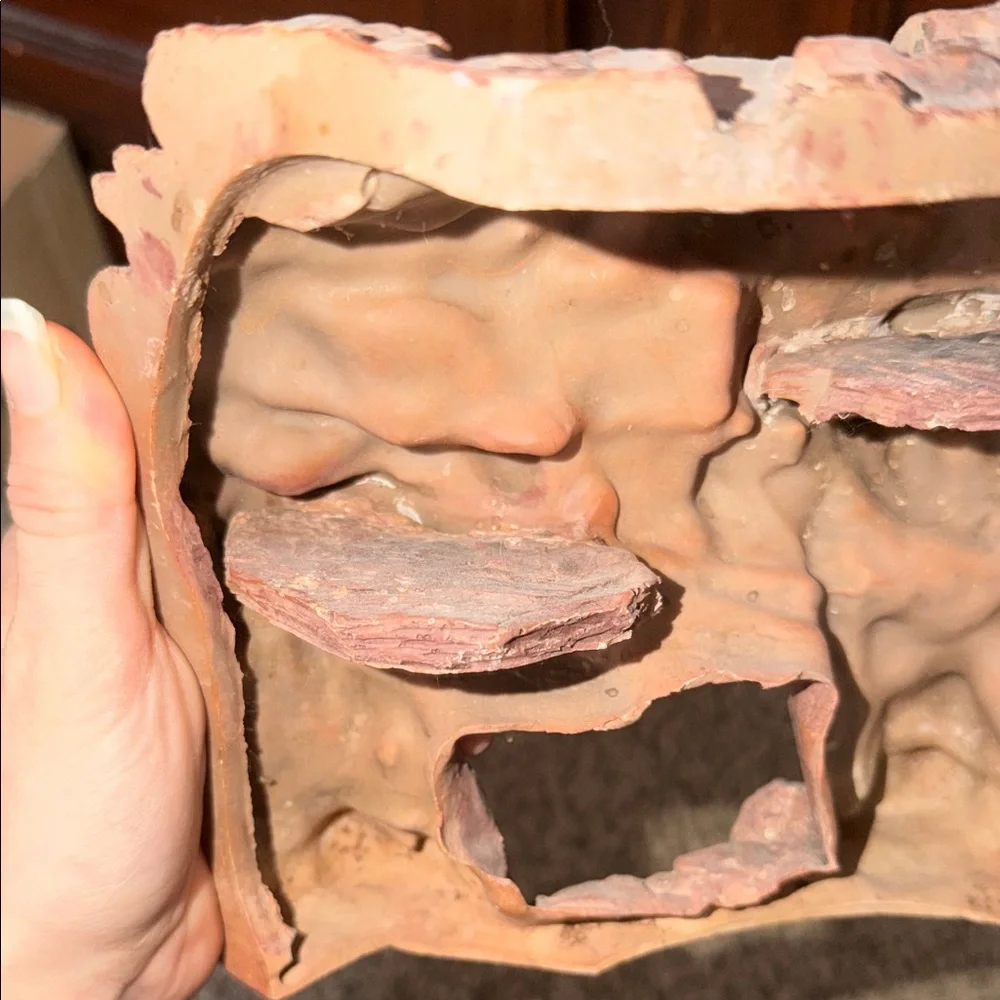 Rustic Brown Reptile Habitat Rock Formation